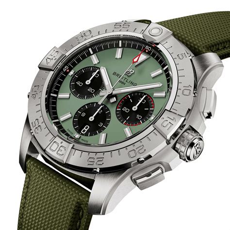 Discover the Super Avenger B01 Chronograph 46 Watch